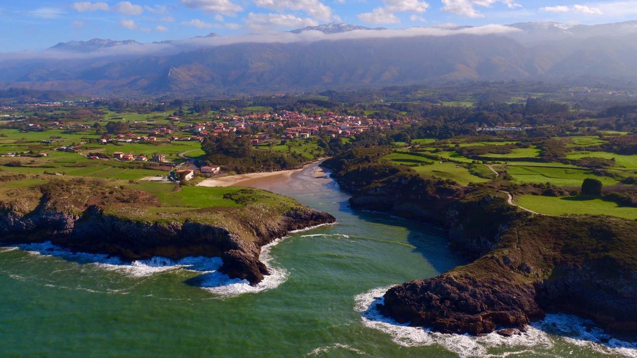 Hotel Rural Cuartamenteru Poo De Llanes Exterior photo